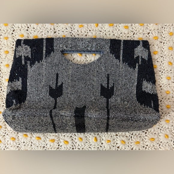 Moyna Black Silver Metallic Floral Seed Beaded Handbag Evening Bag Clutch - Picture 5 of 10